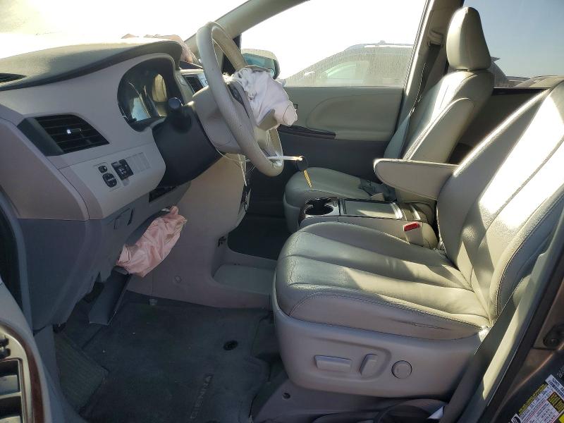 Photo 7 from auction – 2014 TOYOTA SIENNA with VIN 5TDYK3DC5ES433417