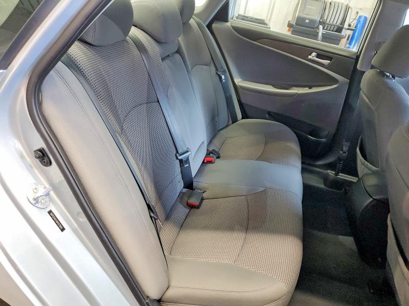 Photo 10 from auction – 2013 HYUNDAI SONATA with VIN 5NPEB4AC4DH512840