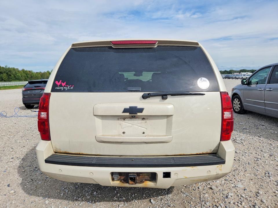Снимка 6 от търг – 2008 CHEVROLET SUBURBAN с VIN 1GNFK16398R192657