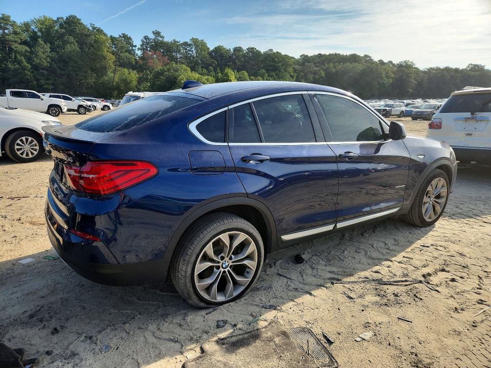 Снимка 3 от търг – 2018 BMW X4 с VIN 5UXXW3C5XJ0T82219