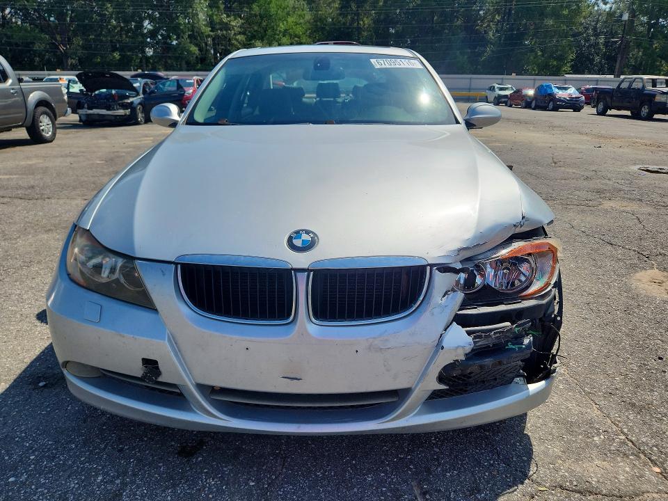 Photo 5 from auction – 2008 BMW 328 with VIN WBAVC935X8K038261