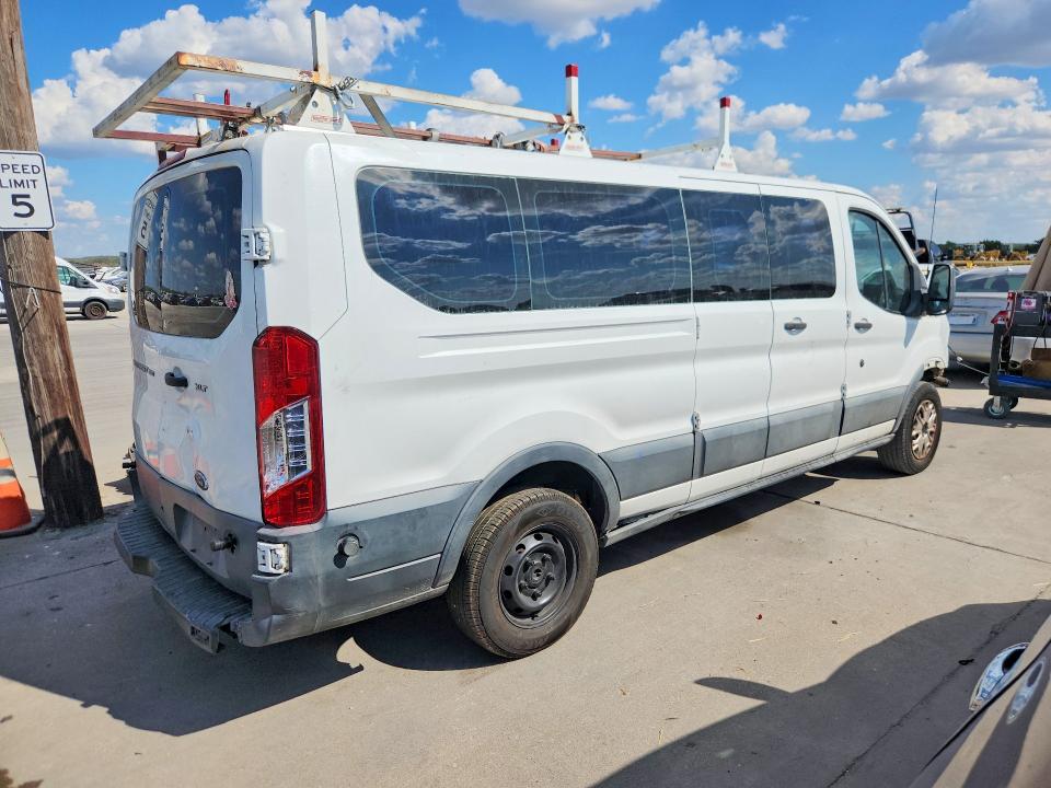 Zdjęcie 3 z aukcji – 2015 FORD TRANSIT z VIN 1FBZX2ZM2FKB26401