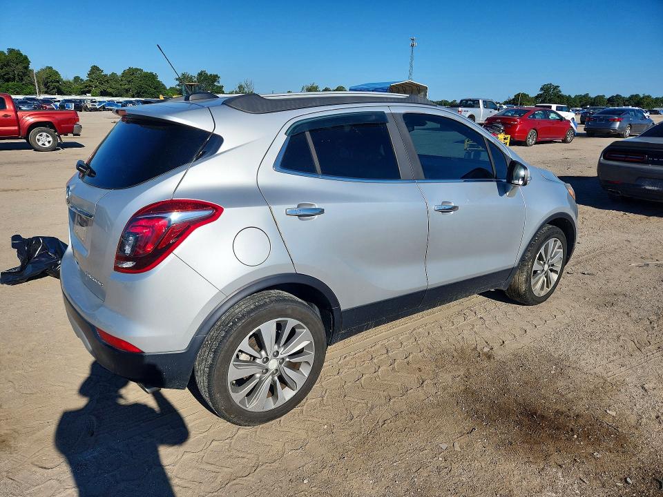 Photo 3 from auction – 2018 BUICK ENCORE with VIN KL4CJASB9JB686344