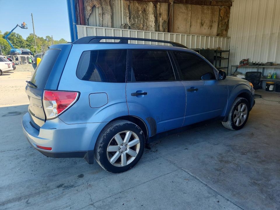 Photo 3 from auction – 2012 SUBARU FORESTER with VIN JF2SHABC4CH402139