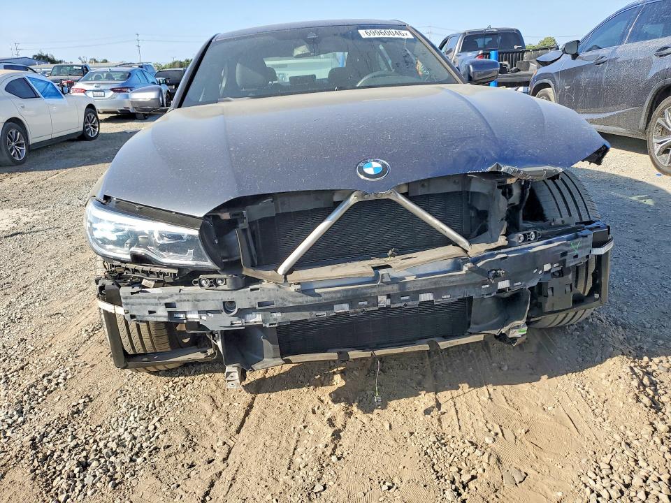 Photo 5 from auction – 2021 BMW 330E with VIN 3MW5P7J09M8B62615