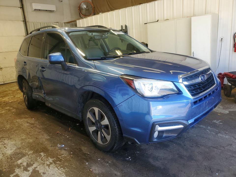 Снимка 4 от търг – 2017 SUBARU FORESTER с VIN JF2SJARC1HH540268