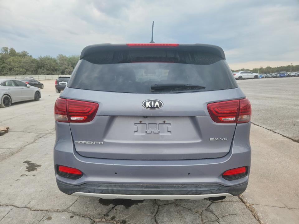 Снимка 6 от търг – 2020 KIA SORENTO с VIN 5XYPHDA5XLG667407