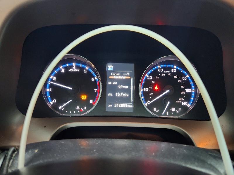 Photo 9 from auction – 2016 TOYOTA RAV4 with VIN 2T3RFREV6GW437764