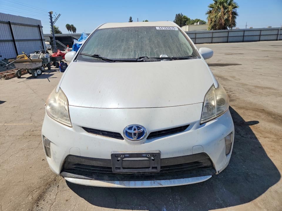 Photo 5 from auction – 2014 TOYOTA PRIUS with VIN JTDKN3DU8E0381029