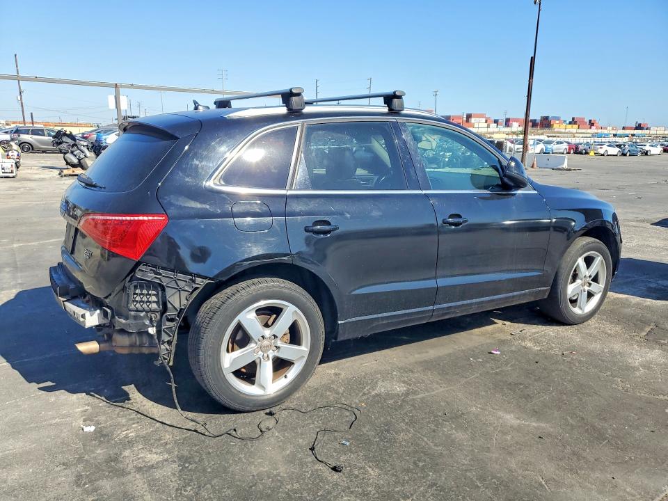 Foto 3 de la subasta – 2011 AUDI Q5 con VIN WA1LFAFP9BA032619
