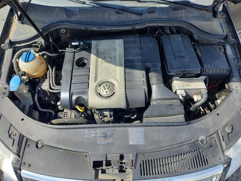 Photo 11 from auction – 2008 VOLKSWAGEN PASSAT with VIN WVWAK73CX8E185055