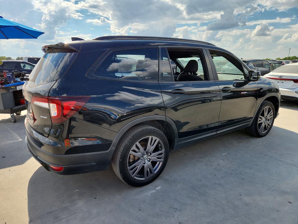 Photo 3 from auction – 2022 HONDA PILOT with VIN 5FNYF5H33NB038229