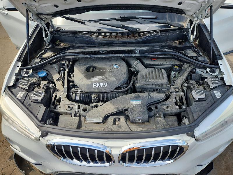Zdjęcie 11 z aukcji – 2016 BMW X1 z VIN WBXHT3C33GP881167