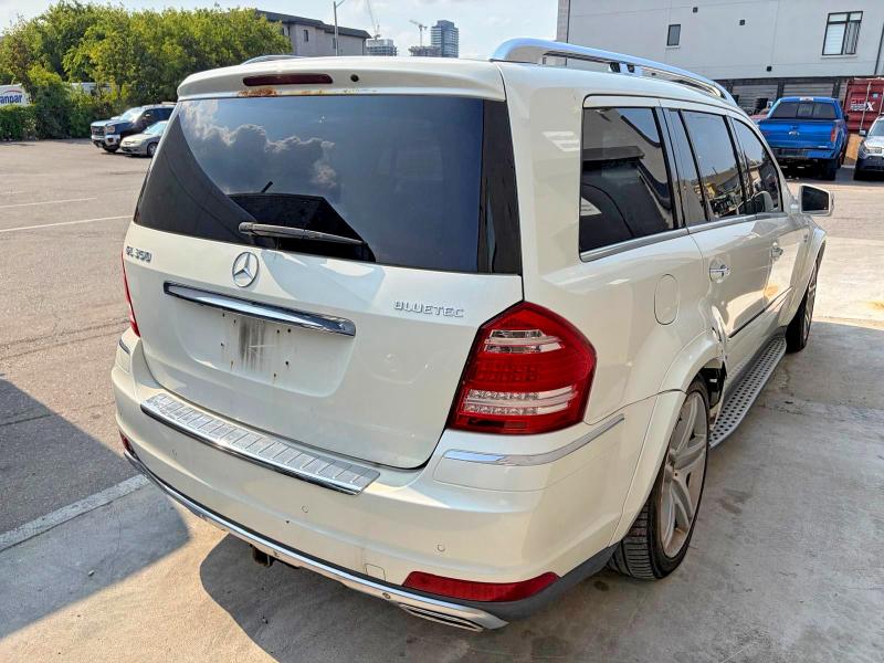 Снимка 4 от търг – 2012 MERCEDES-BENZ GL с VIN 4JGBF2FEXCA780458