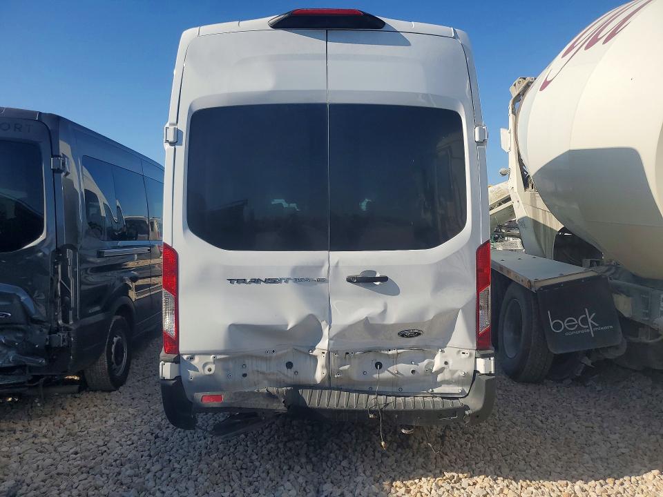 Photo 6 from auction – 2024 FORD TRANSIT with VIN 1FBVU4X8XRKB86357