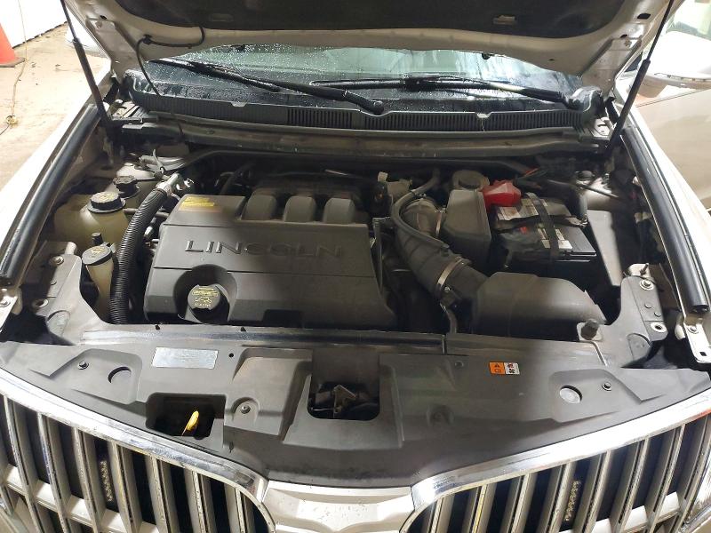 Снимка 12 от търг – 2012 LINCOLN MKT с VIN 2LJHJ5LR4CBL52926