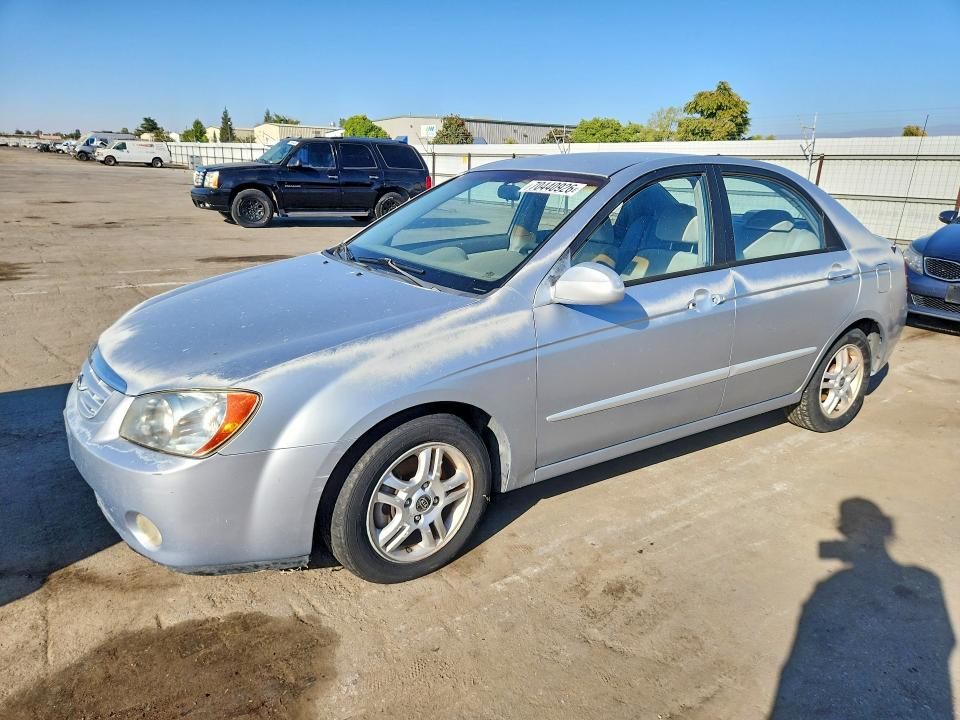 Photo 1 from auction – 2004 KIA SPECTRA with VIN KNAFE122445022301
