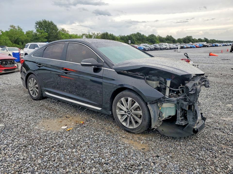 Photo 4 from auction – 2016 HYUNDAI SONATA with VIN 5NPE34AF8GH281002