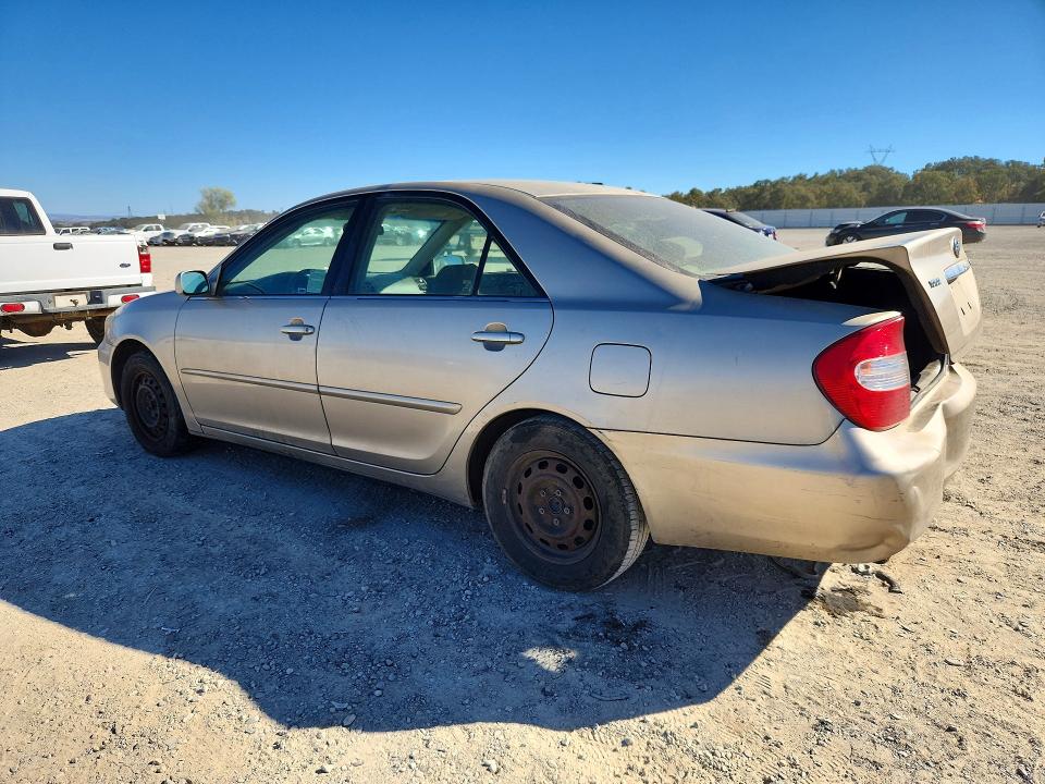 Photo 2 from auction – 2003 TOYOTA CAMRY with VIN JTDBE32K930169299