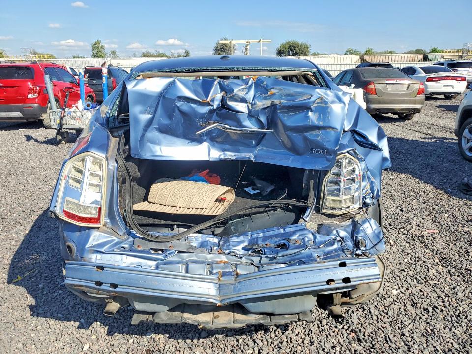 Photo 6 from auction – 2011 CHRYSLER 300 with VIN 2C3CA5CG2BH547595