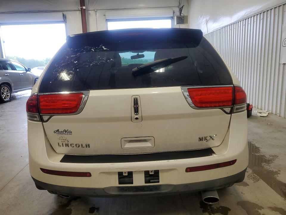 Снимка 6 от търг – 2011 LINCOLN MKX с VIN 2LMDJ6JK1BBJ08498