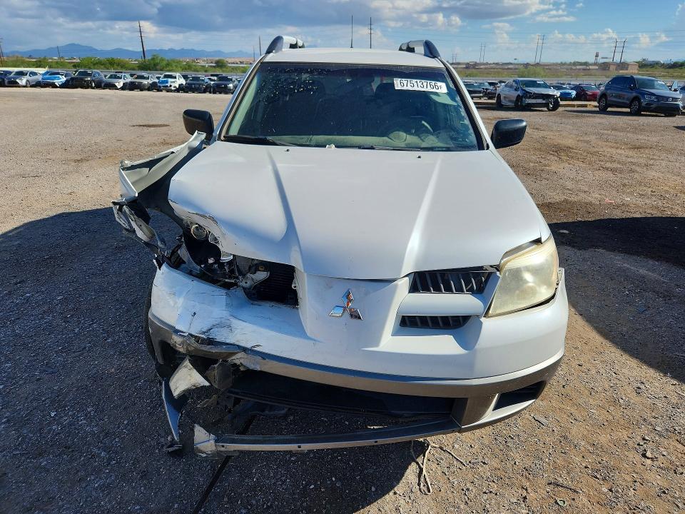 Photo 5 from auction – 2005 MITSUBISHI OUTLANDER with VIN JA4LX31F05U024046