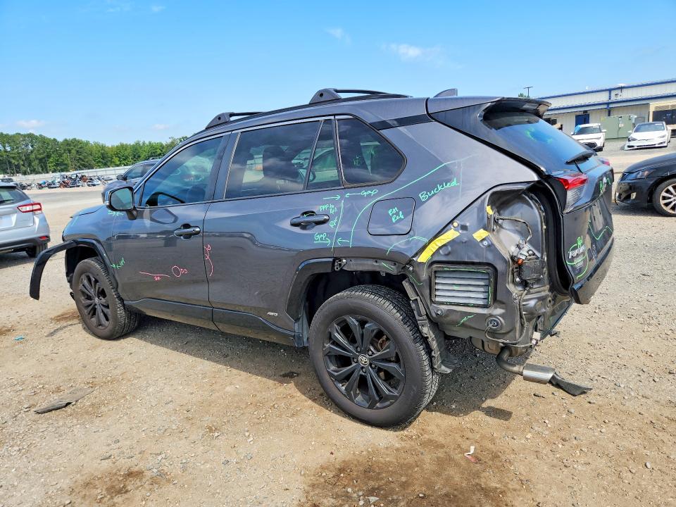 Photo 2 from auction – 2022 TOYOTA RAV4 with VIN 4T3T6RFV8NU080640