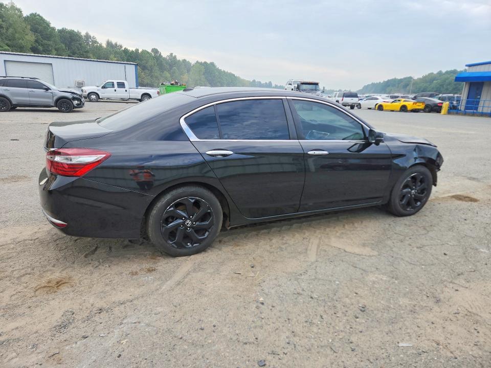 Photo 3 from auction – 2016 HONDA ACCORD with VIN 1HGCR2F89GA238494