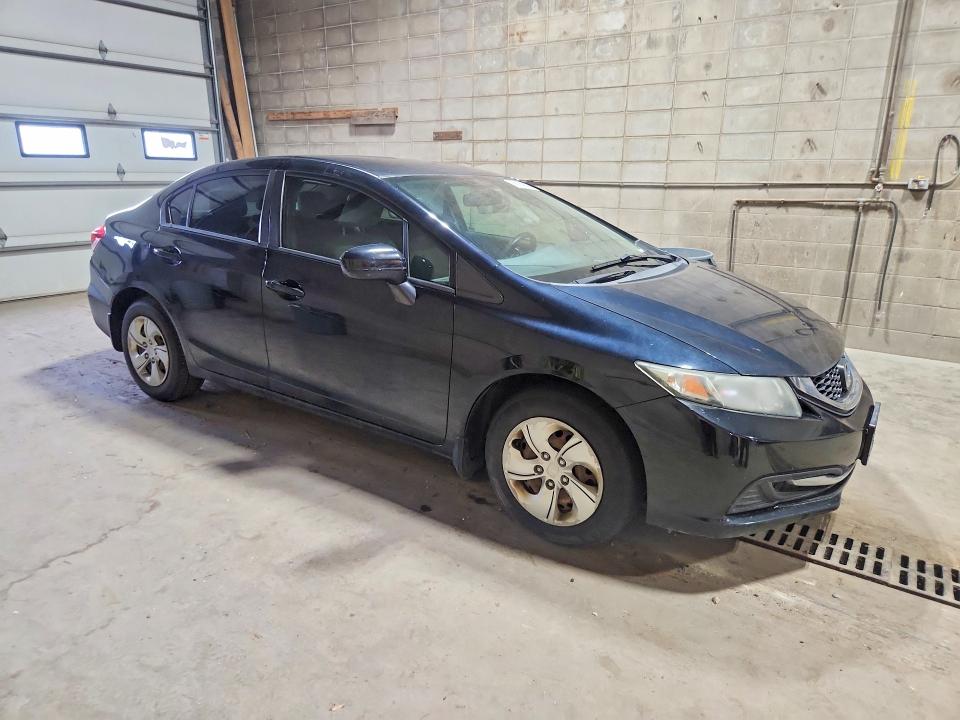 Photo 4 from auction – 2015 HONDA CIVIC with VIN 2HGFB2F54FH514801