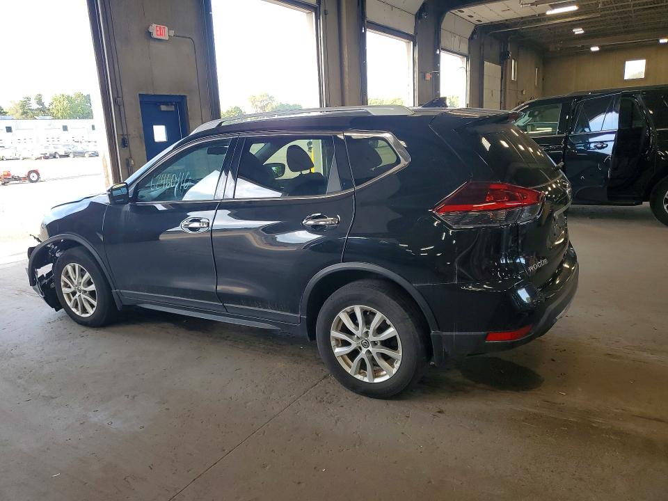 Photo 2 from auction – 2018 NISSAN ROGUE with VIN 5N1AT2MV9JC828024