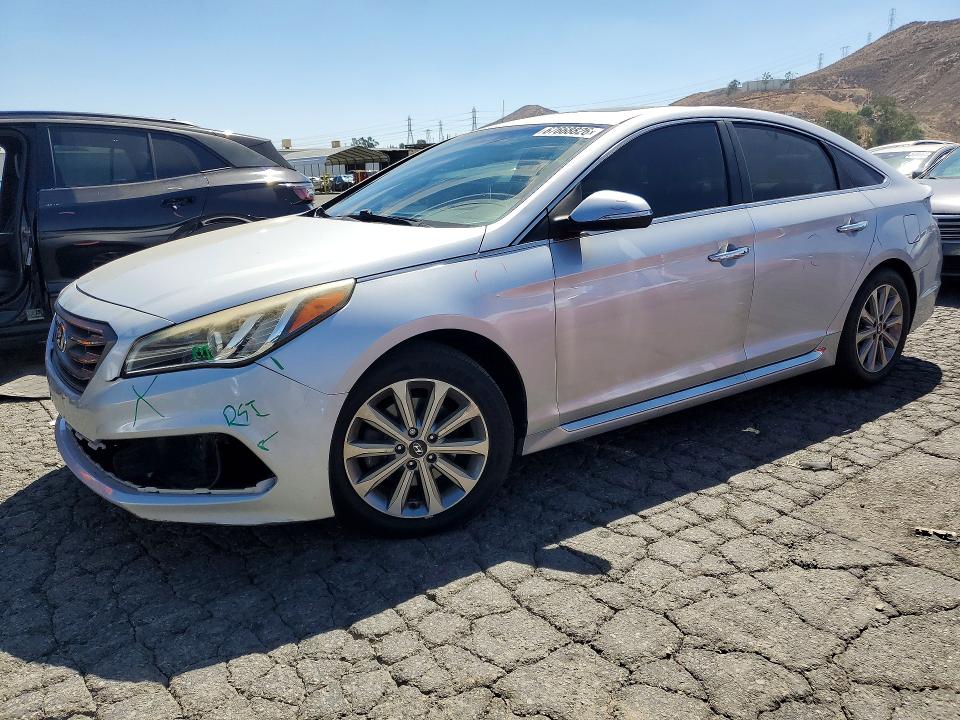 HYUNDAI SONATA 2017 with VIN 5NPE34AF9HH470694 - Photo from auction