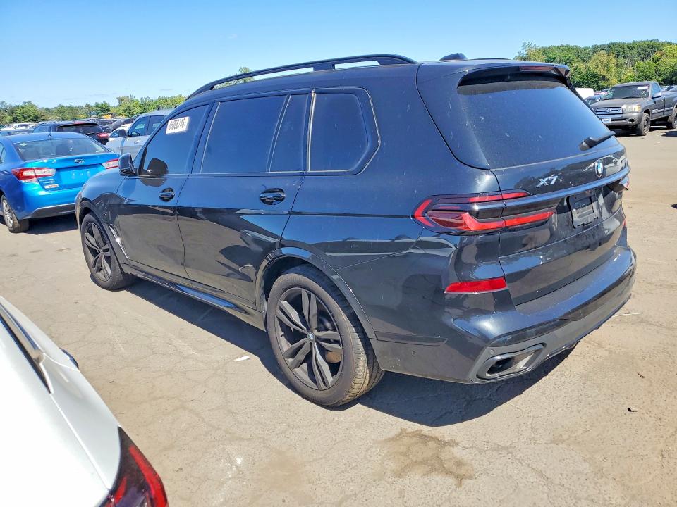 Photo 2 from auction – 2025 BMW X7 with VIN 5UX23EM08S9Y50429