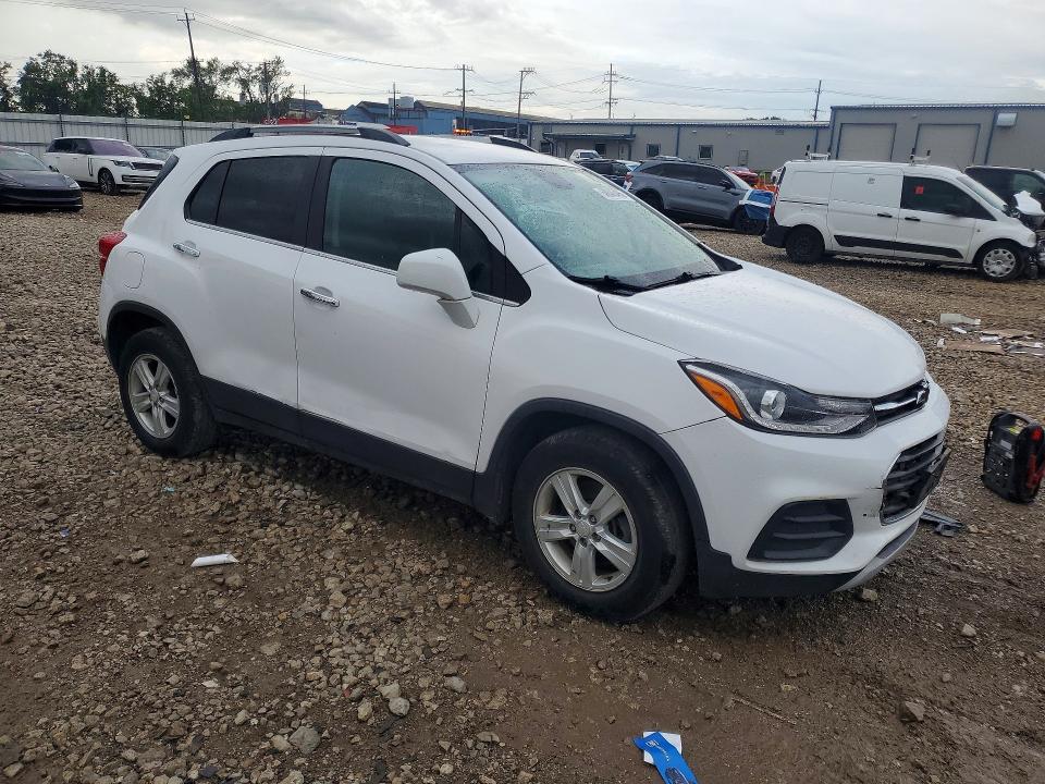 Photo 4 from auction – 2020 CHEVROLET TRAX with VIN 3GNCJLSB5LL283309