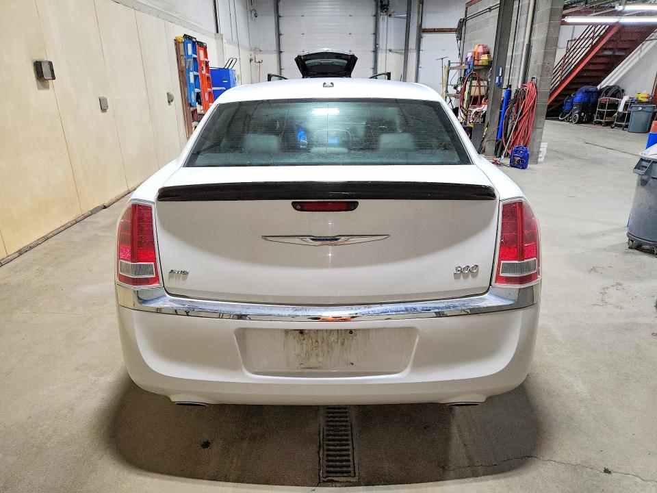 Снимка 6 от търг – 2013 CHRYSLER 300 с VIN 2C3CCARG0DH615843