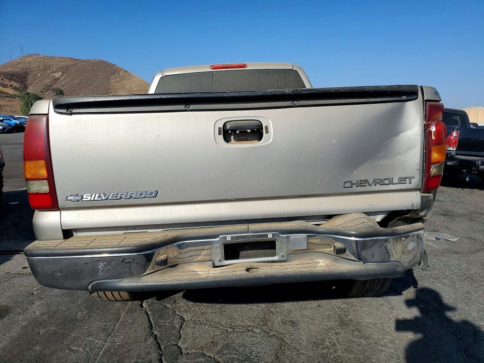 Photo 6 from auction – 2001 CHEVROLET SILVERADO with VIN 2GCEC19V611387421