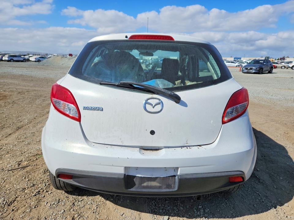 Фото 6 с аукциона – 2013 MAZDA MAZDA2 с VIN JM1DE1KZ4D0156164