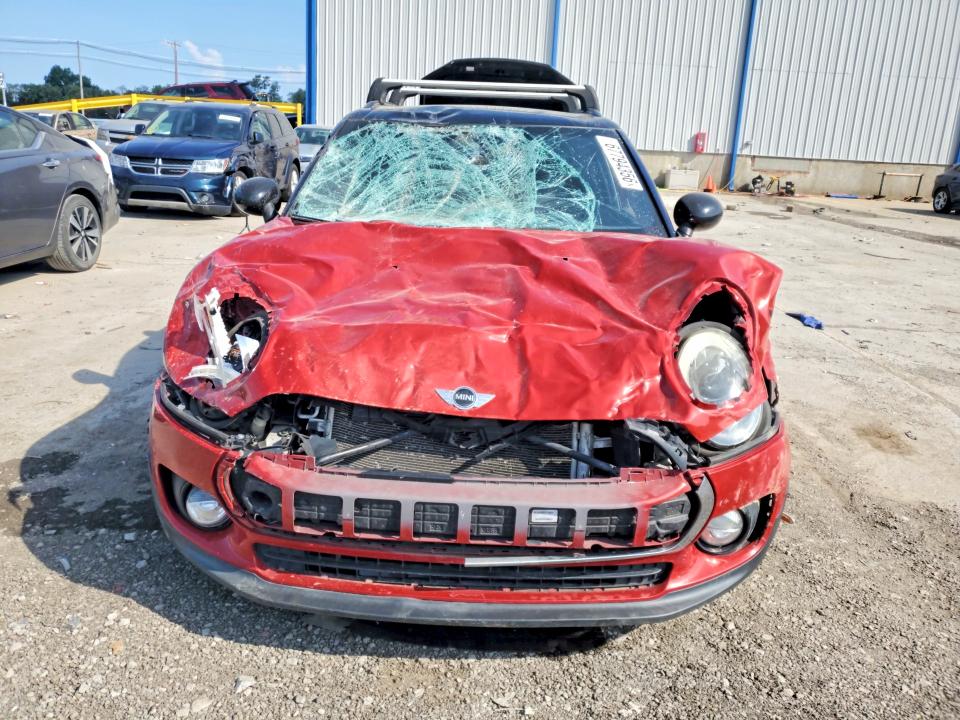Photo 5 from auction – 2016 MINI COOPER with VIN WMWLN5C57G2E29296