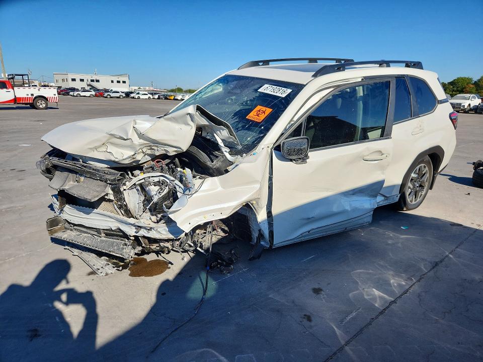 SUBARU FORESTER 2025 z numerem VIN JF2SLDBCXSH605647 - Zdjęcie z aukcji
