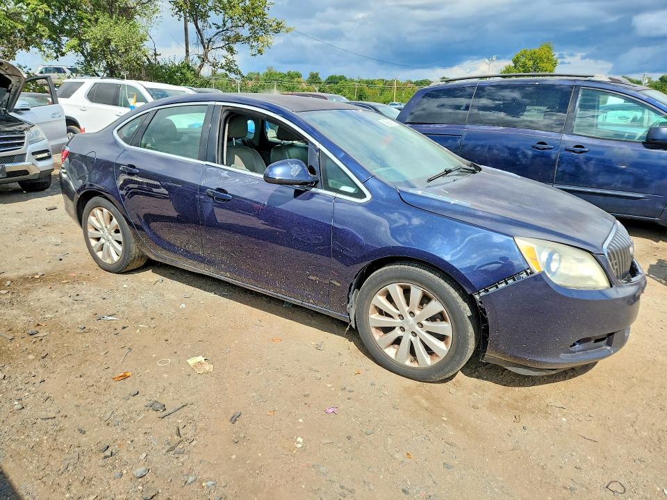 Foto 4 de la subasta – 2016 BUICK VERANO con VIN 1G4PP5SK5G4113611