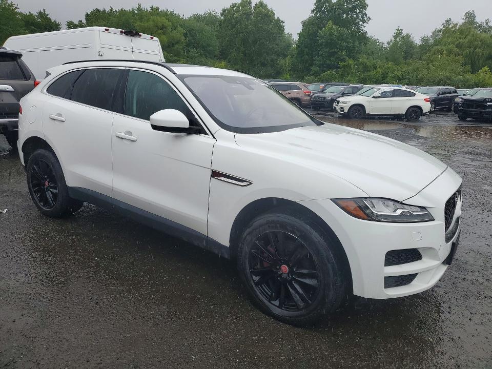 Photo 4 from auction – 2018 JAGUAR F-PACE with VIN SADCK2FX8JA272903