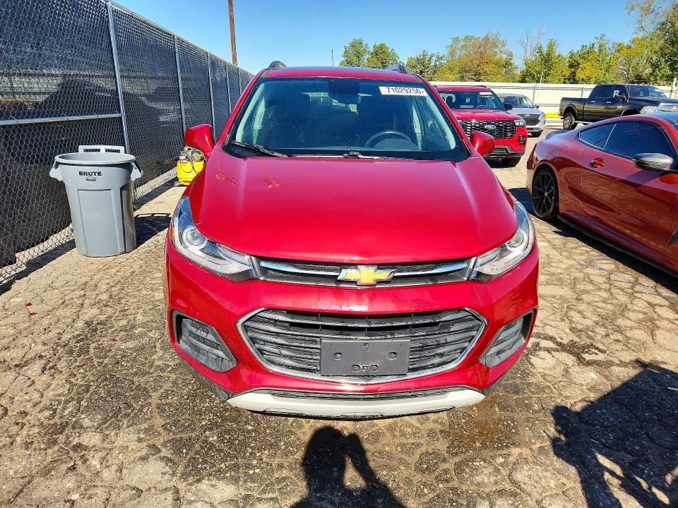Photo 5 from auction – 2018 CHEVROLET TRAX with VIN 3GNCJPSB6JL156993