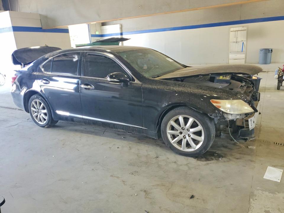 Photo 4 from auction – 2011 LEXUS LS with VIN JTHBL5EF2B5106061