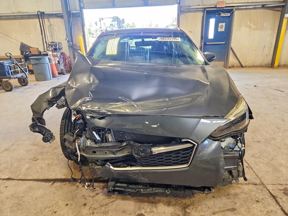 Photo 5 from auction – 2018 SUBARU IMPREZA with VIN 4S3GTAU6XJ3711618