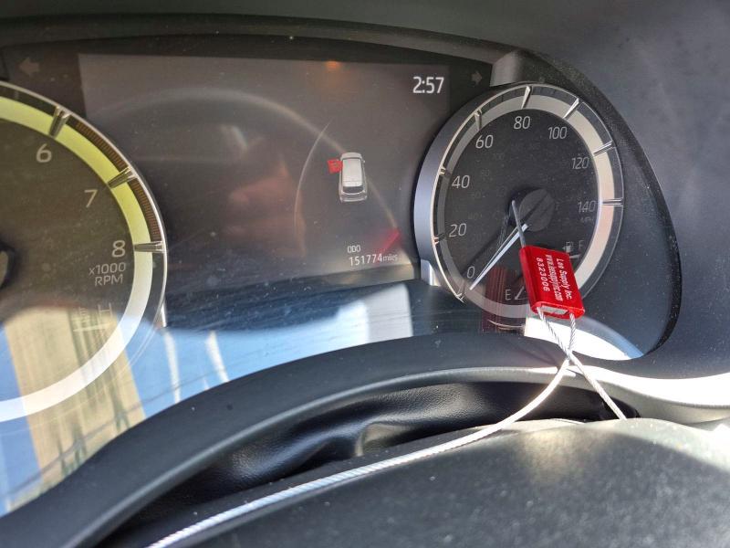 Photo 8 from auction – 2023 TOYOTA HIGHLANDER with VIN 5TDKDRBH4PS042120