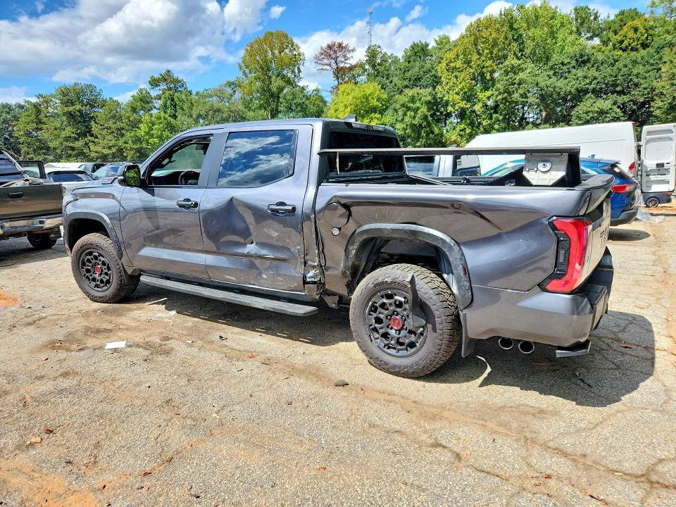 Photo 2 from auction – 2026 TOYOTA TUNDRA with VIN 5TFPC5DB0TX139782