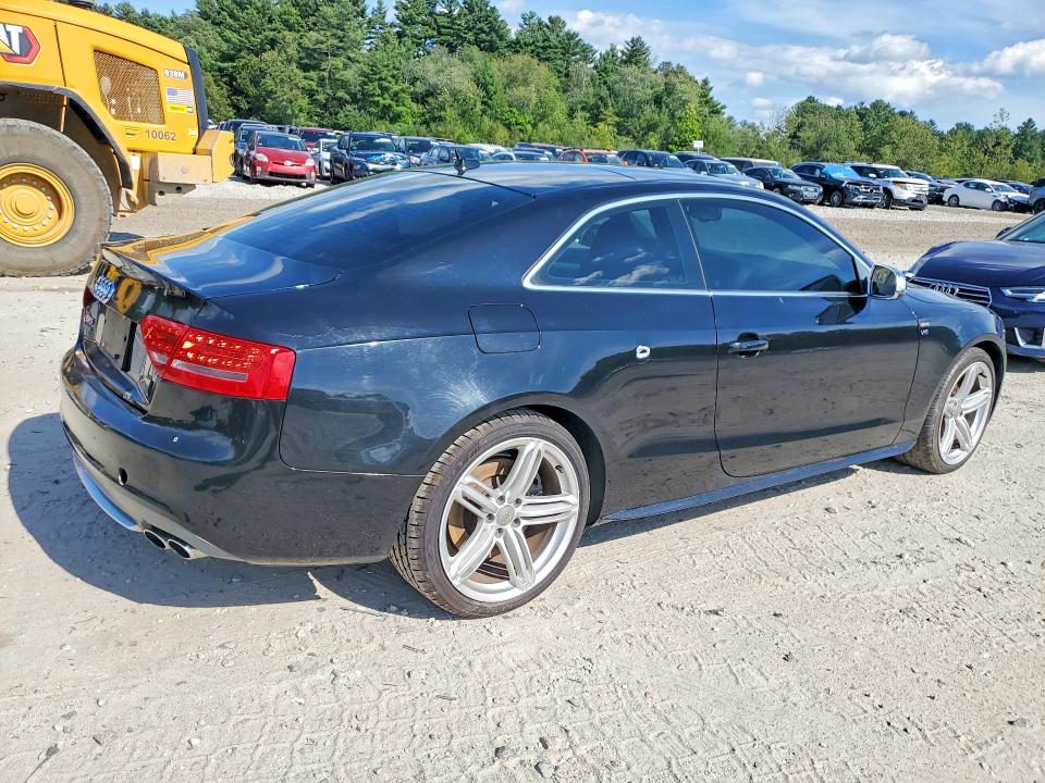 Фото 3 с аукциона – 2010 AUDI S5 с VIN WAU3VAFR7AA031202