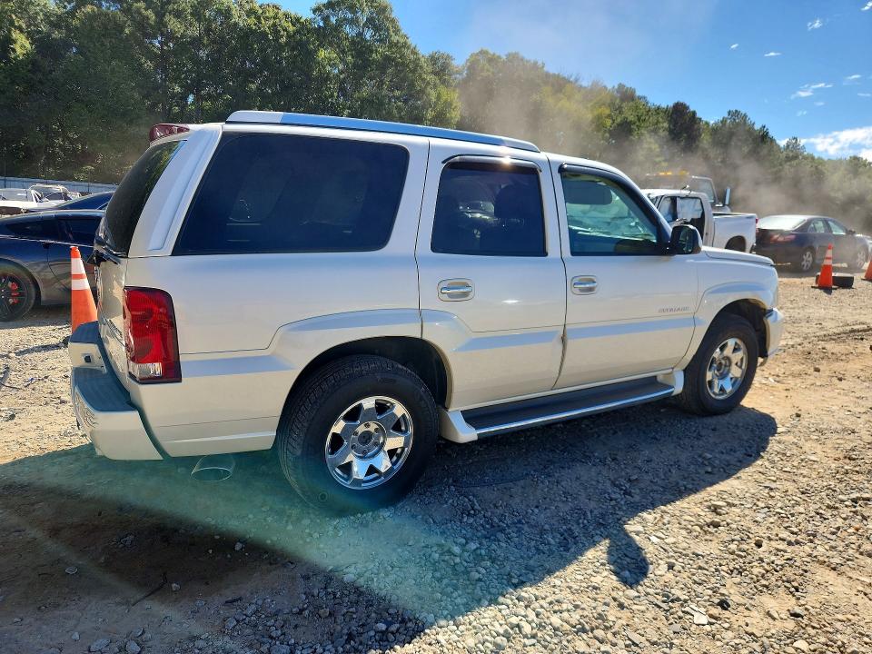 Photo 3 from auction – 2004 CADILLAC ESCALADE with VIN 1GYEK63N34R272404