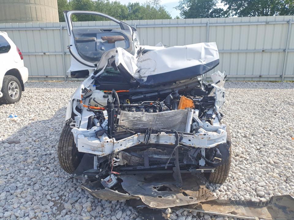 Zdjęcie 5 z aukcji – 2024 FORD MAVERICK z VIN 3FTTW8M38RRB80520
