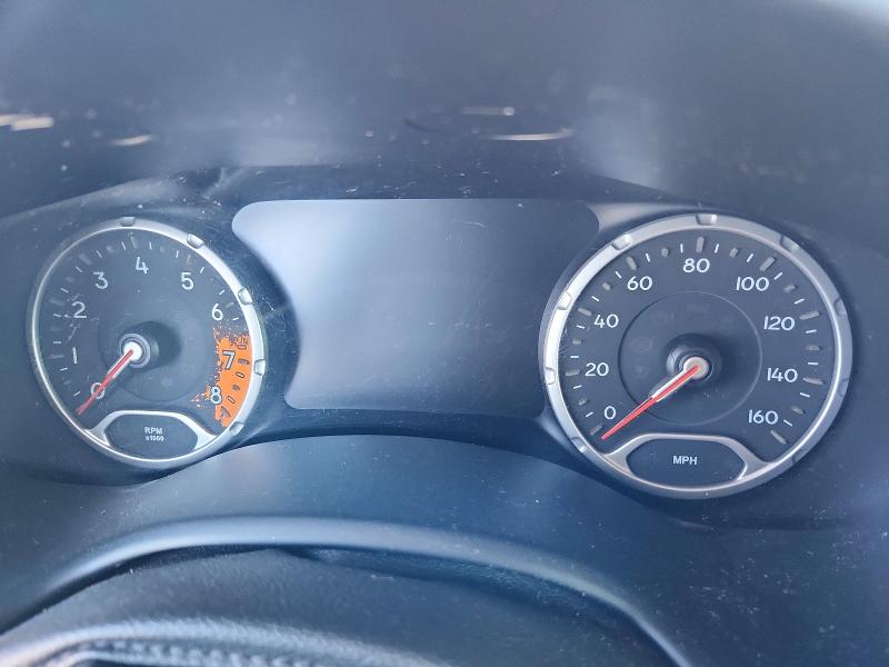 Photo 9 from auction – 2016 JEEP RENEGADE with VIN ZACCJADT9GPC71700