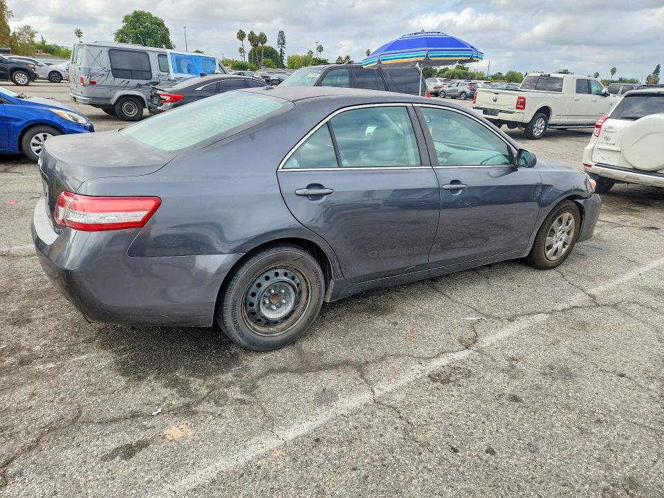 Photo 3 from auction – 2010 TOYOTA CAMRY with VIN 4T1BF3EK4AU080055